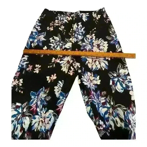 Time and Tru Women's Floral High Rise Skinny Jegging Pants Size 8 refer to pics - Picture 3 of 7